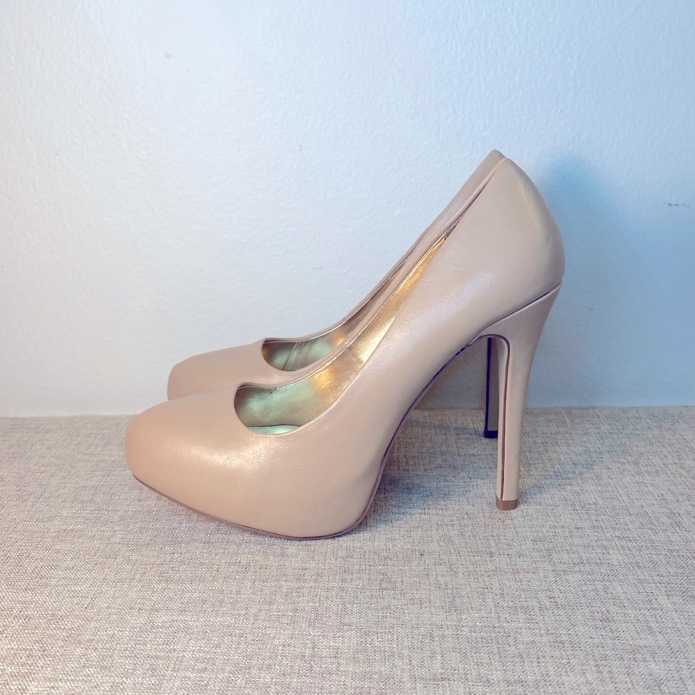 Women's Nude High Heel Pumps